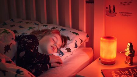 Gece lambası ile uyumak zararlı mı?