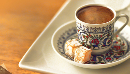 Kahve: Cildinize Etkileri ve Bırakmanın Sonuçları