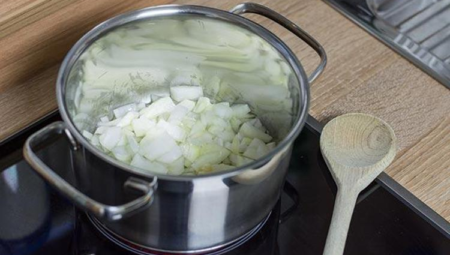 Sıcak Yiyecekler ve Kanser Riski Hakkında Bilmeniz Gerekenler